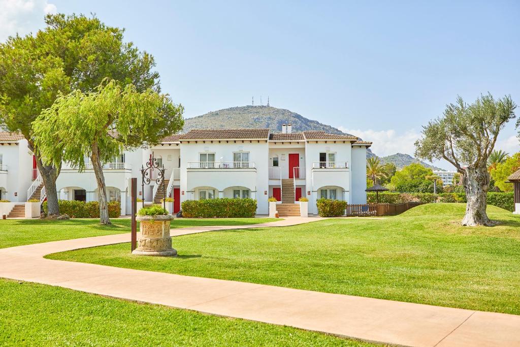 Seaclub Alcudia Mediterranean Resort image 0