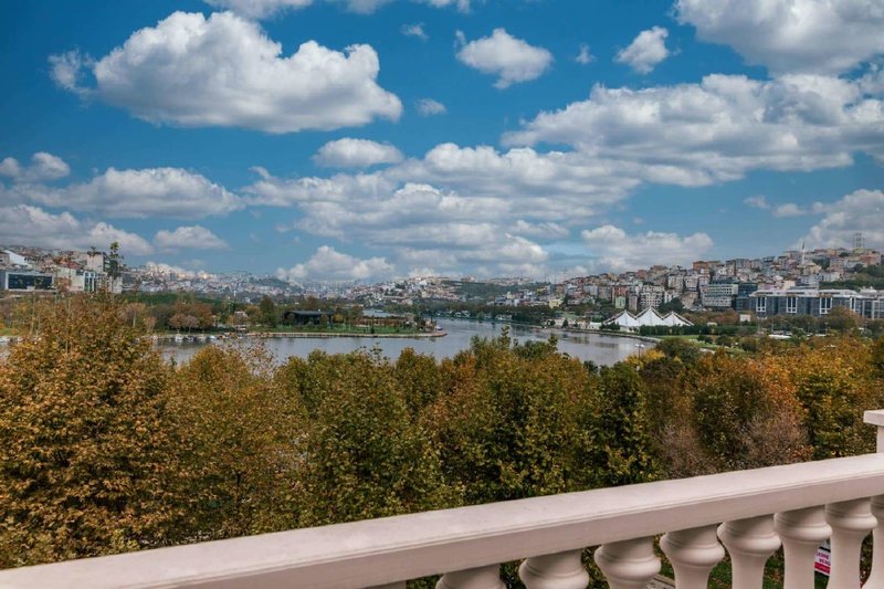Ramada by Wyndham Istanbul Golden Horn foto 34