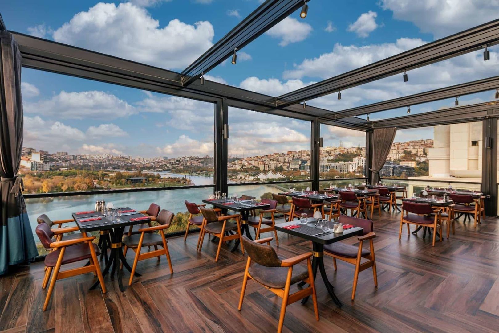 Ramada by Wyndham Istanbul Golden Horn foto 65