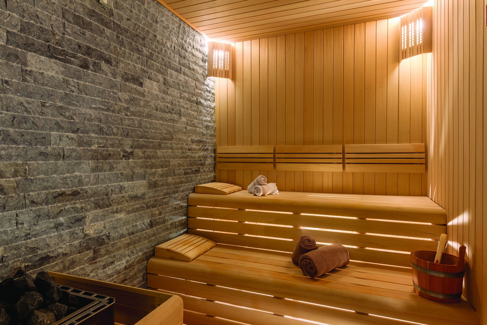 Ramada by Wyndham Istanbul Golden Horn image 1