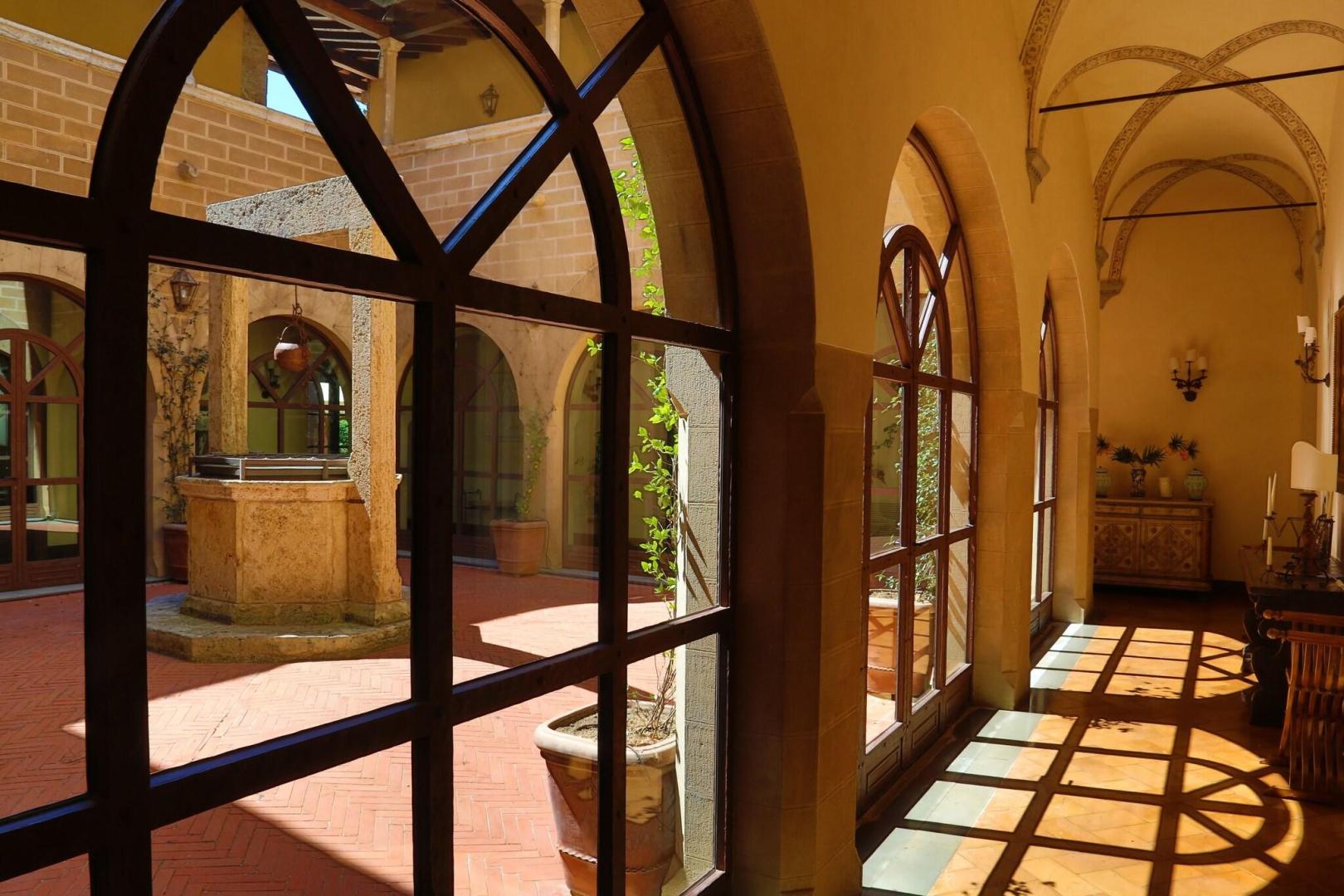 La Collegiata foto 13