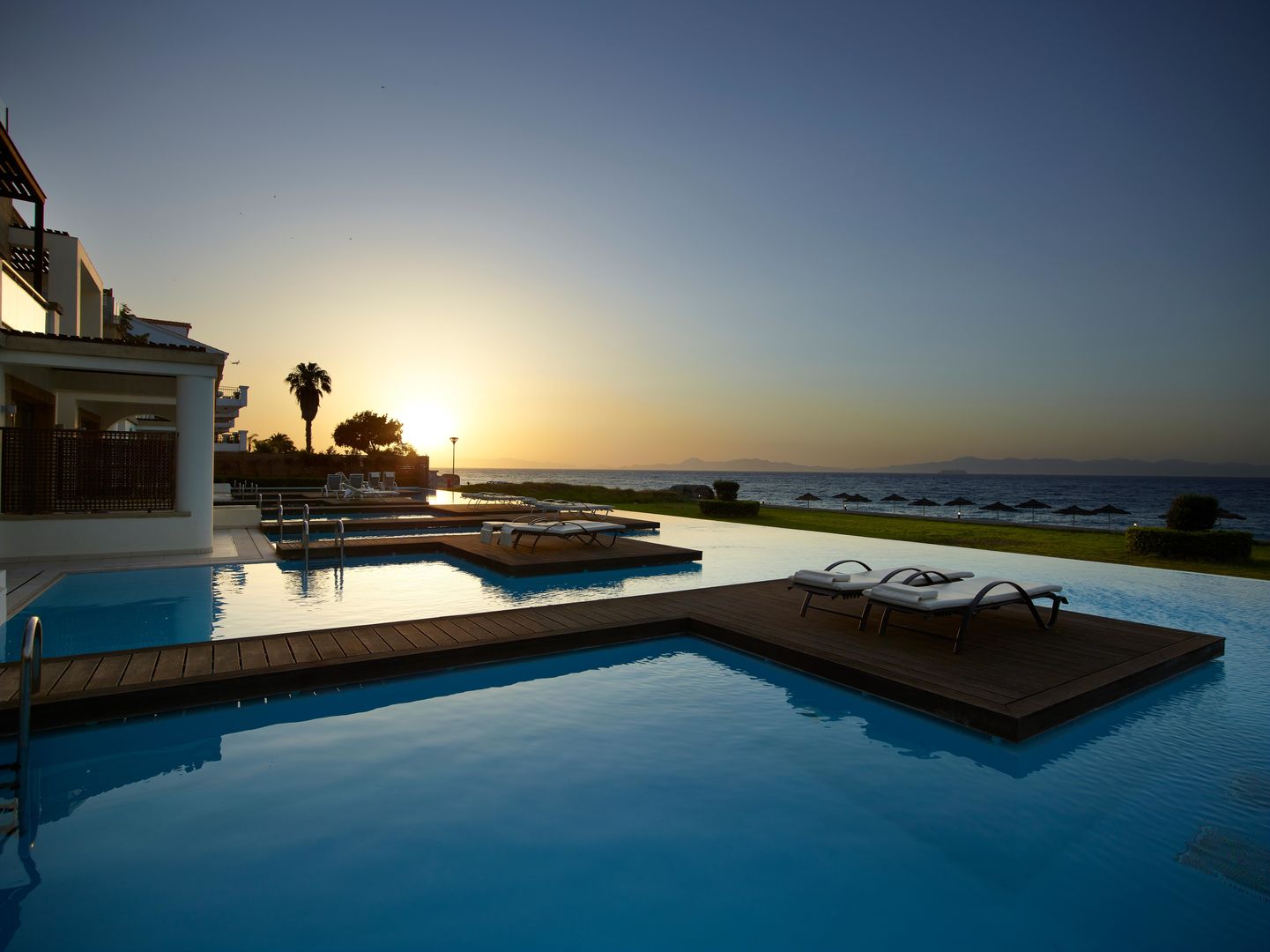 The Ixian Grand & All Suites image 0