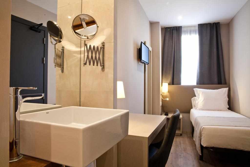 May Ramblas Hotel foto 12