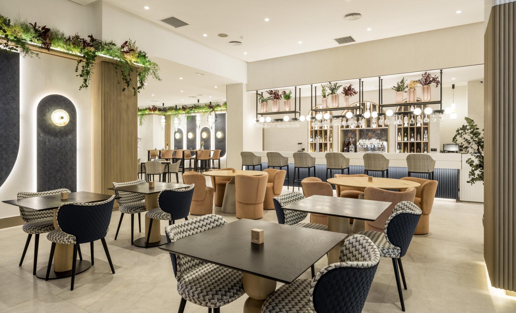 Hotel ILUNION Les Corts image 3