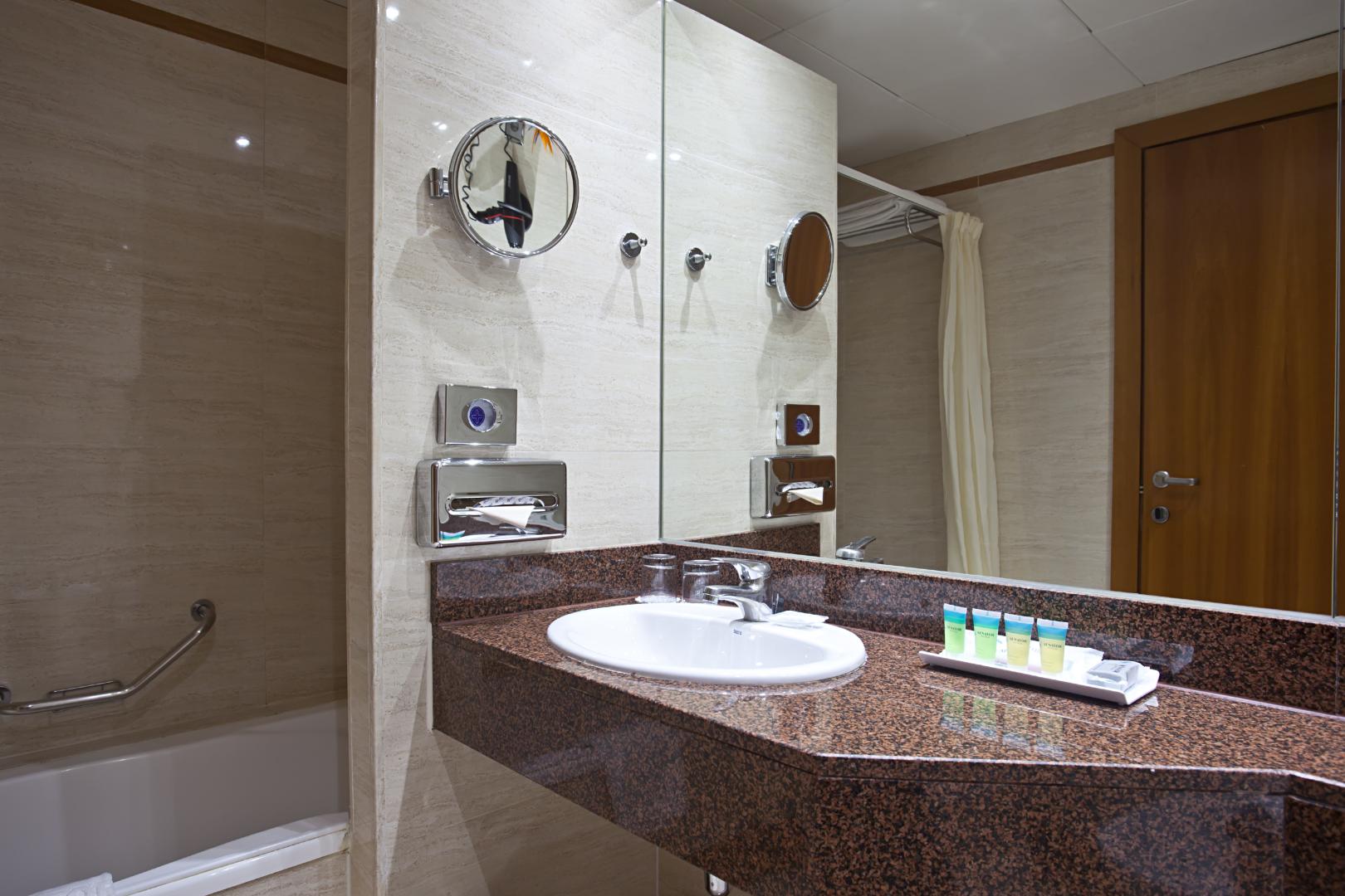 Hotel ILUNION Les Corts foto 49