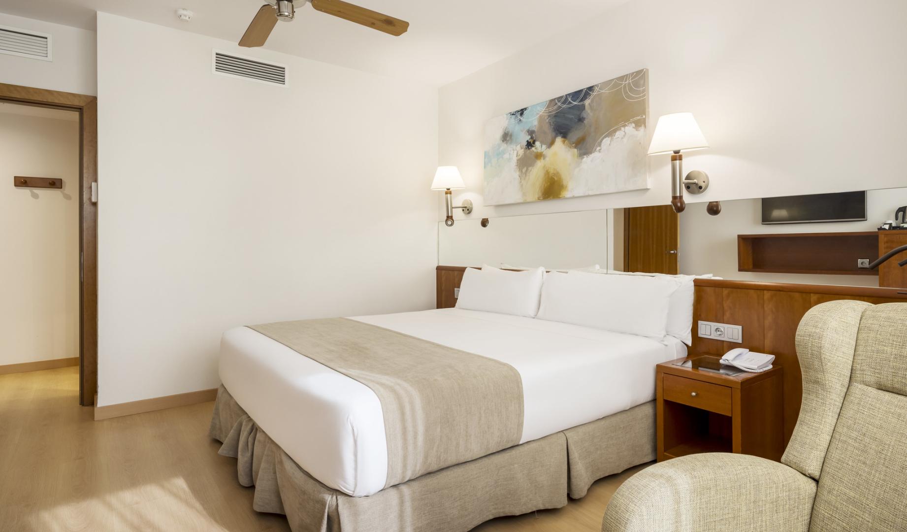 Hotel ILUNION Les Corts foto 8