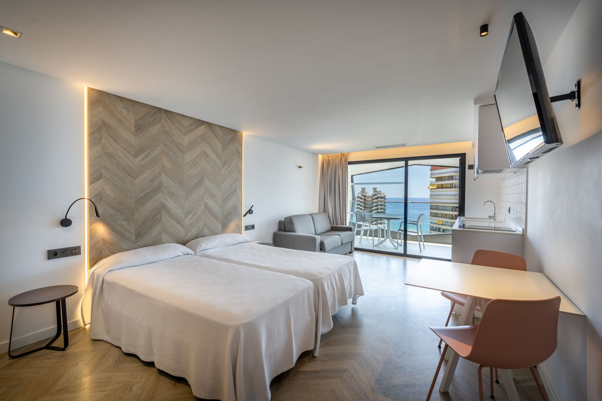 Climia Belroy Hotel image 1