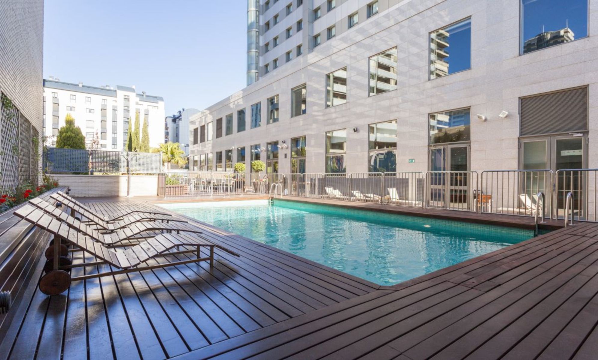 Hotel ILUNION Valencia 4 image 0