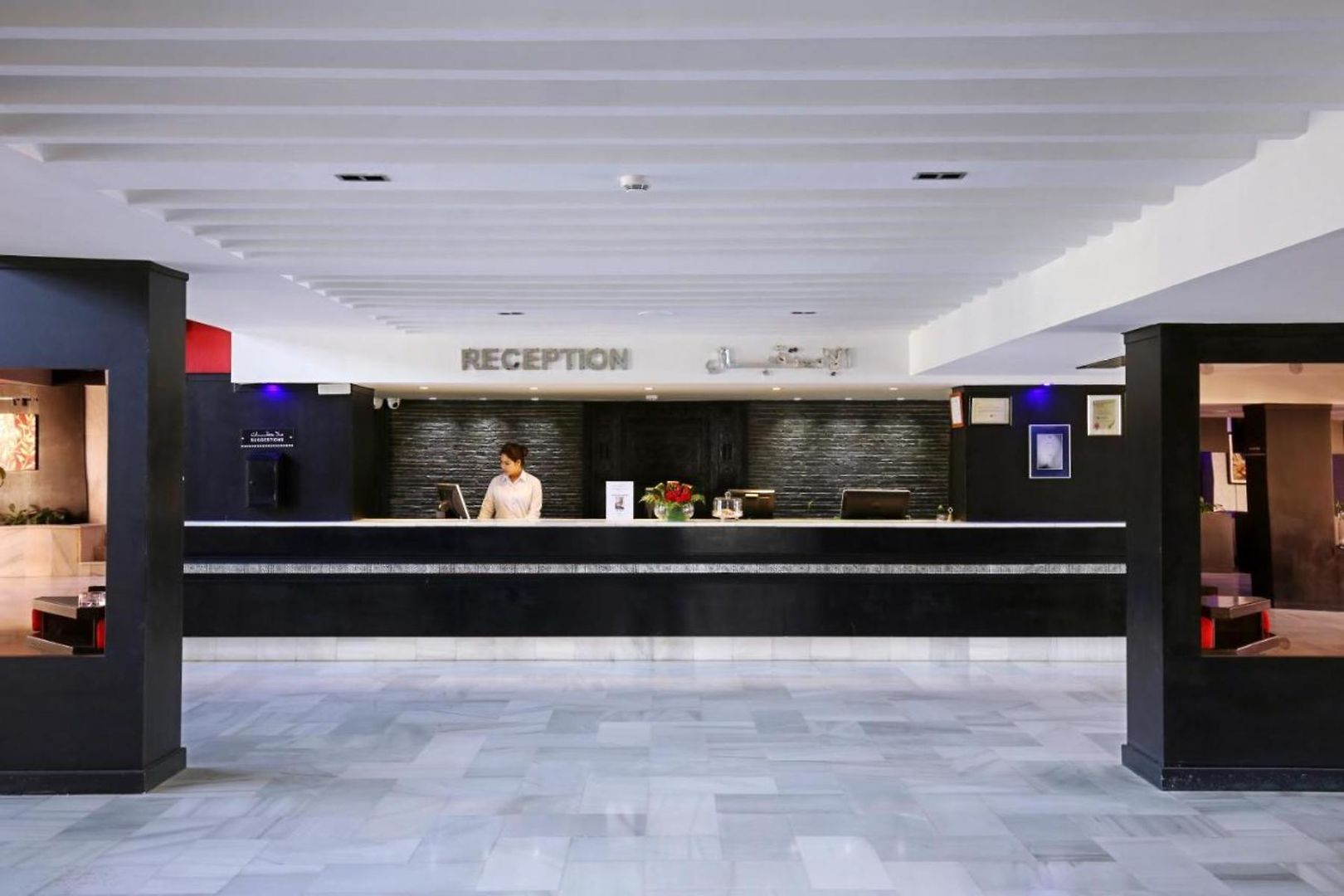 Anezi Tower Hotel & Apartments image 2