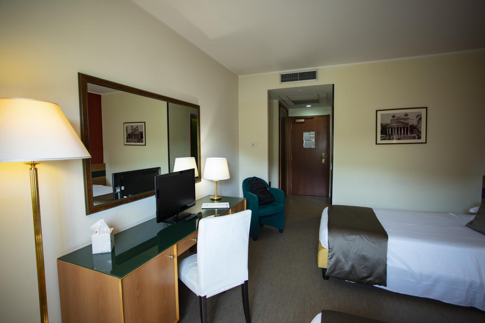 BV Oly Hotel foto 26