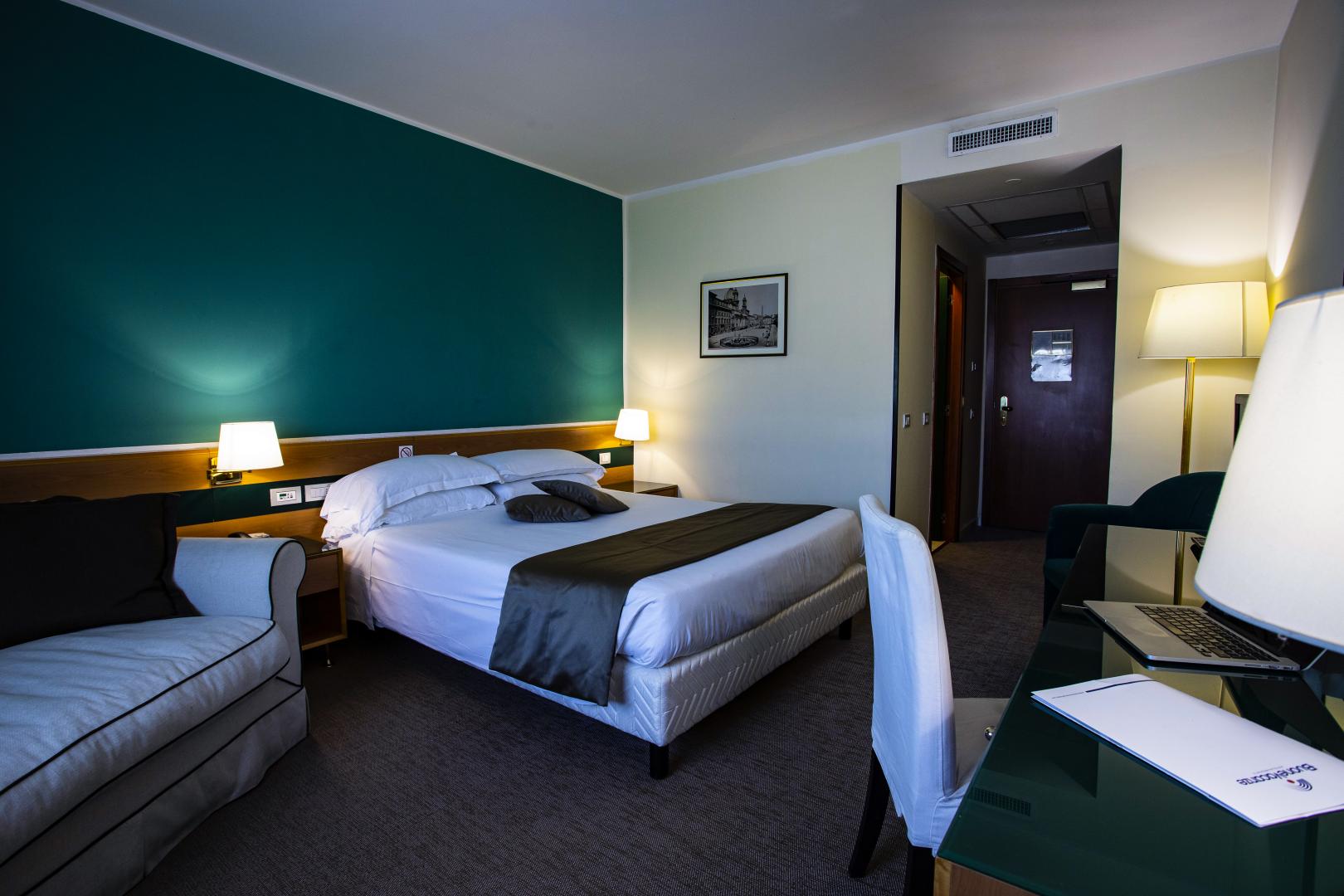 BV Oly Hotel foto 32