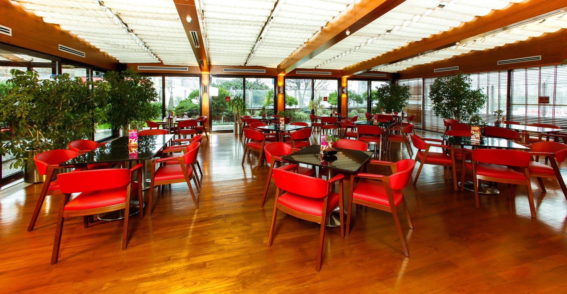 Almira Bursa image 2