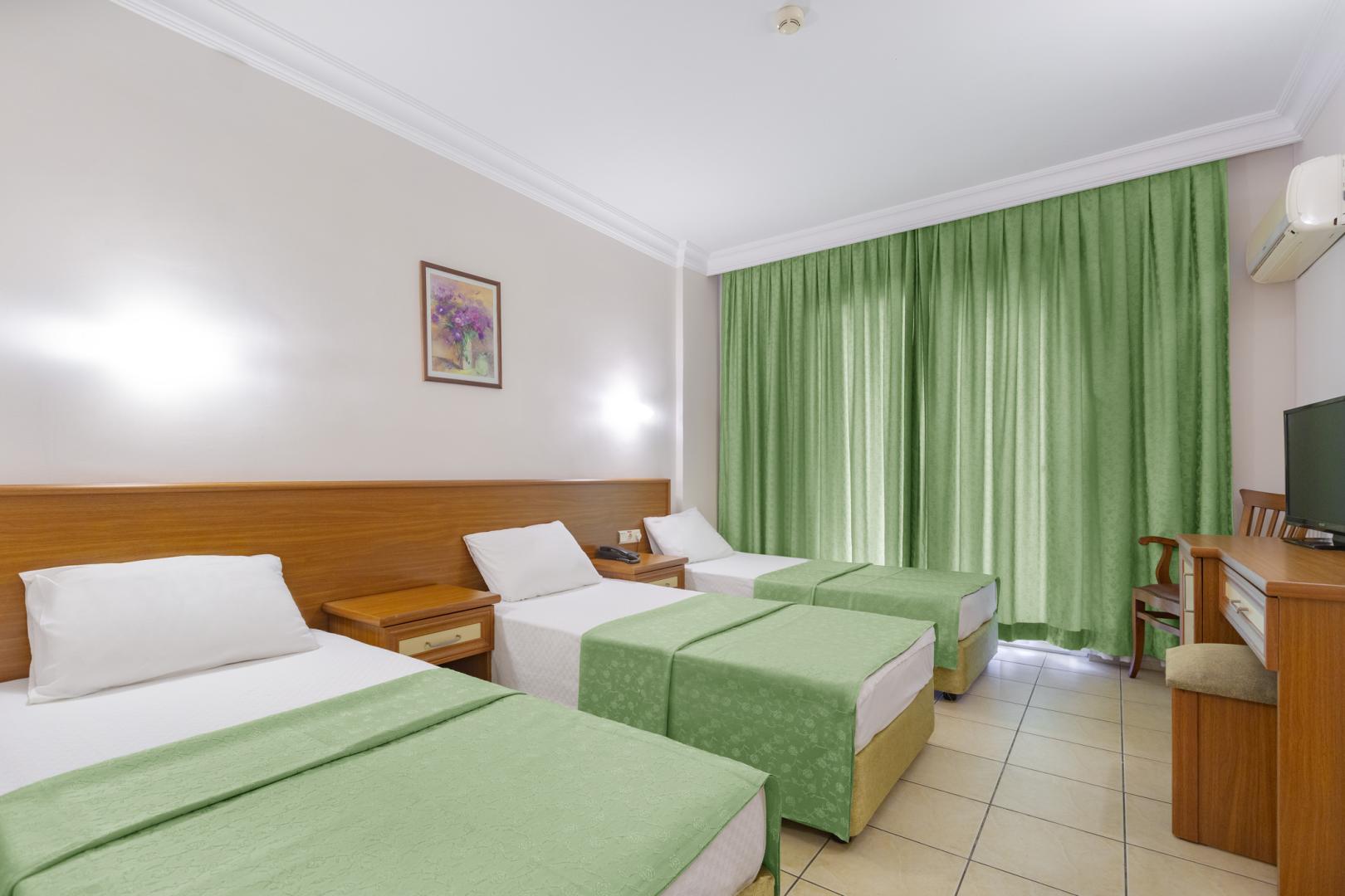 Alanya Beach Hotel image 2