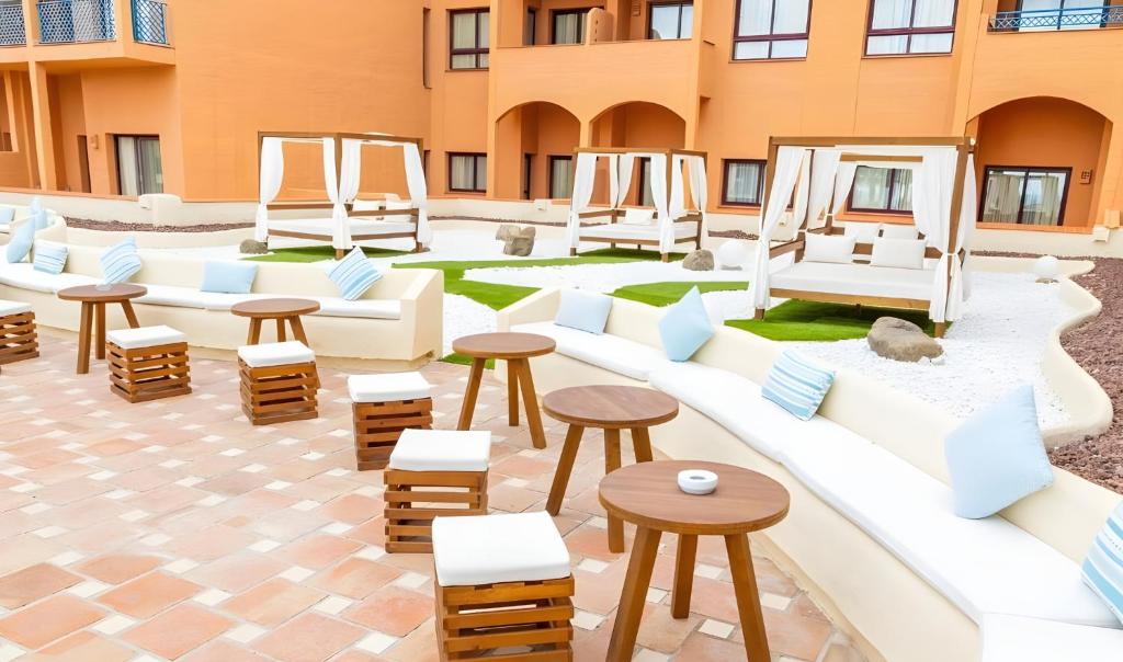 Bakour Oh Nice Costa del Sol image 3