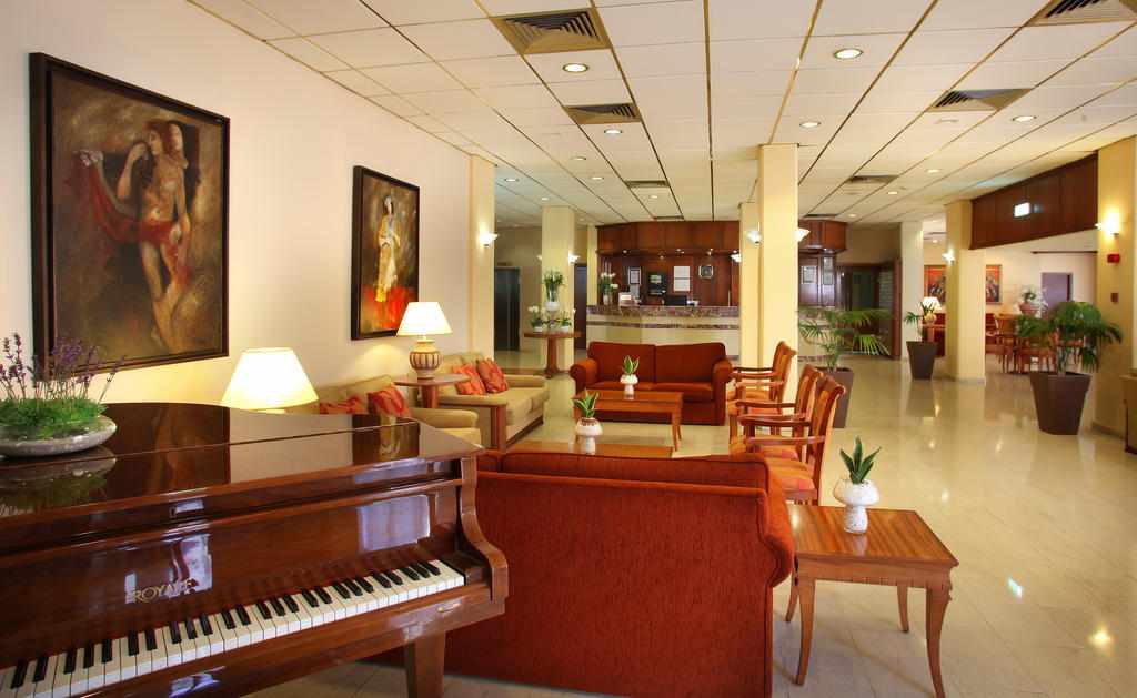 Odysseia Hotel Kapetanios image 1