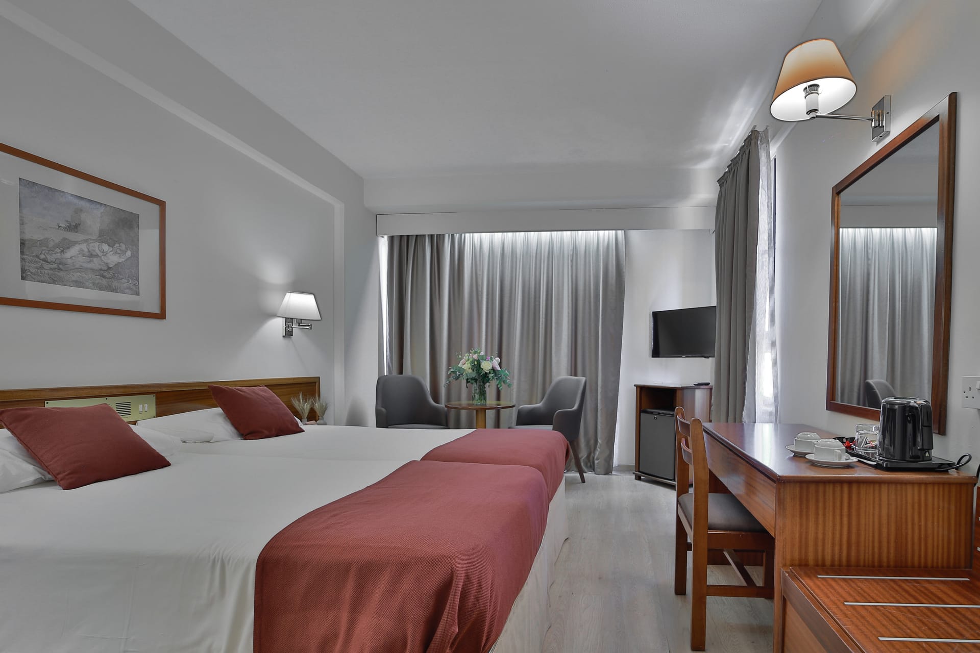 Odysseia Hotel Kapetanios image 1