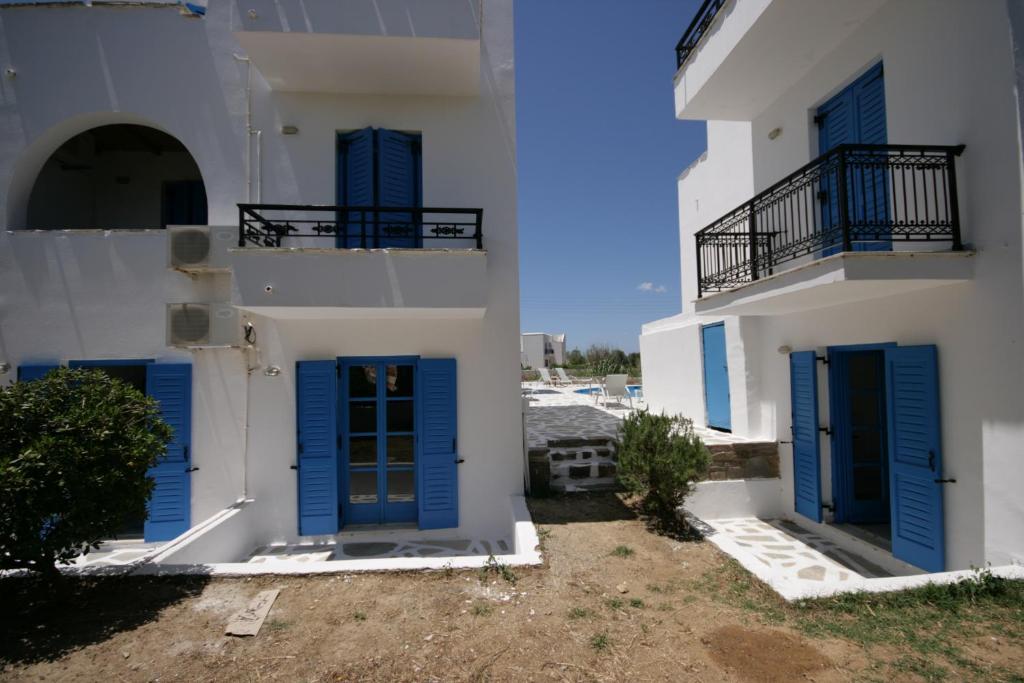 Sunny Beach Studios