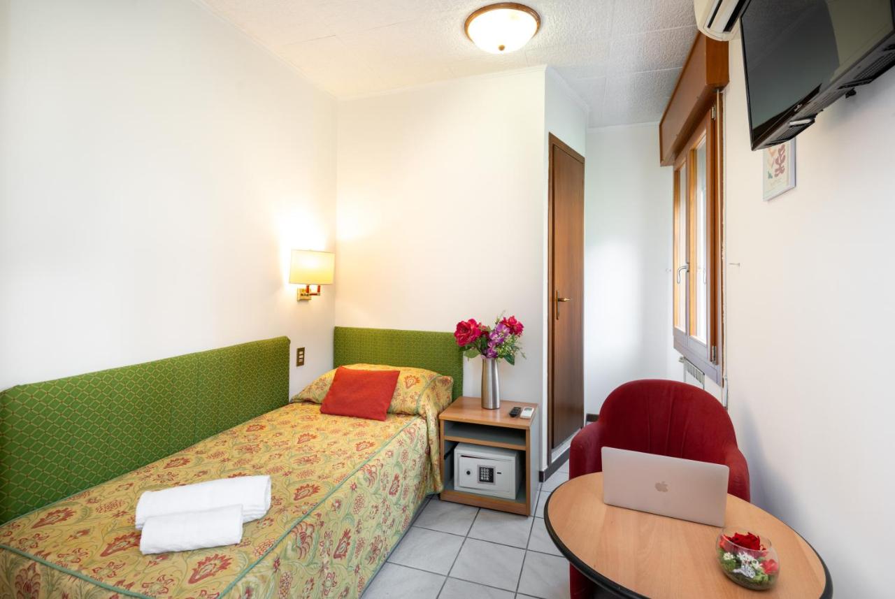 Camelia Rooms foto 4