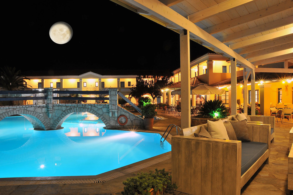 Karavostasi Beach Hotel image 3
