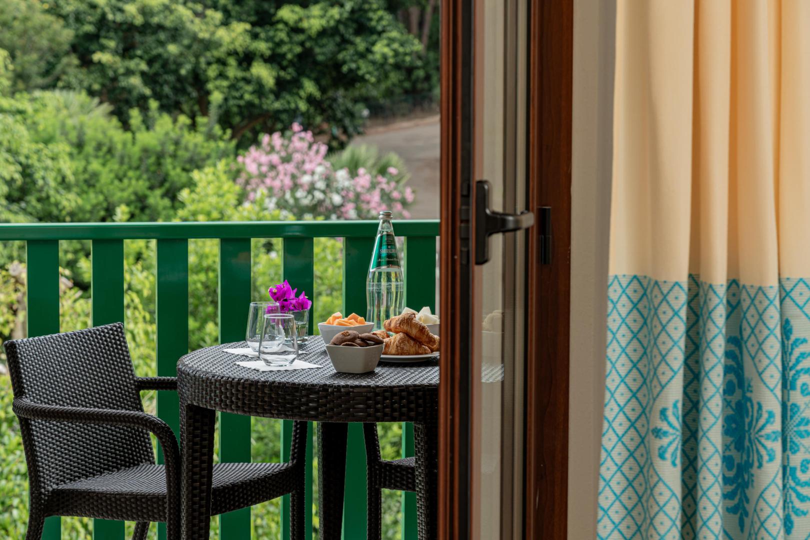 Hotel met tuin — Hotel Dei Pini