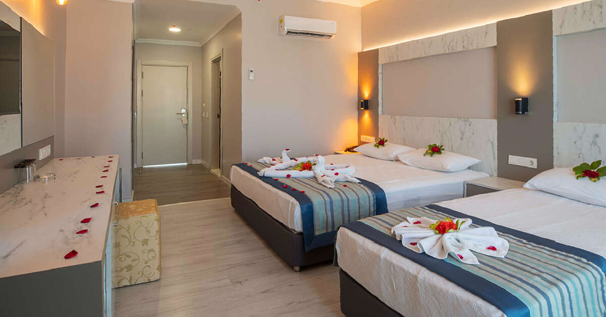 Silver Hotel image 1
