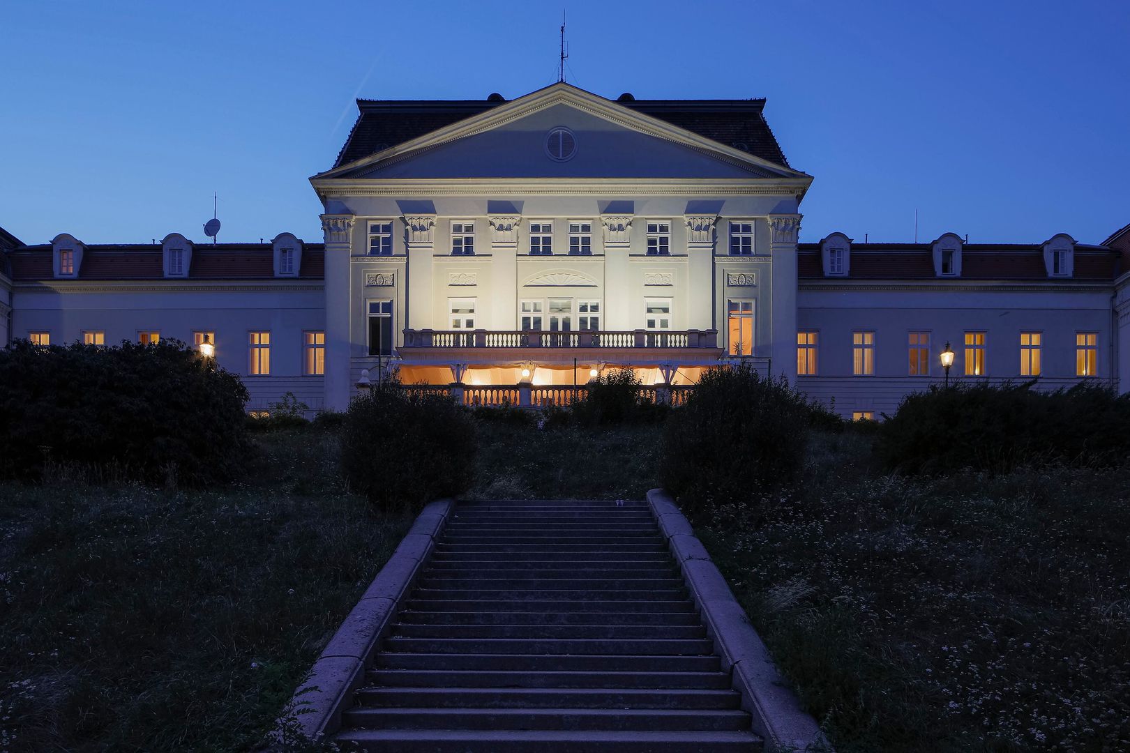Austria Trend Hotel Schloss Wilhelminenberg image 1