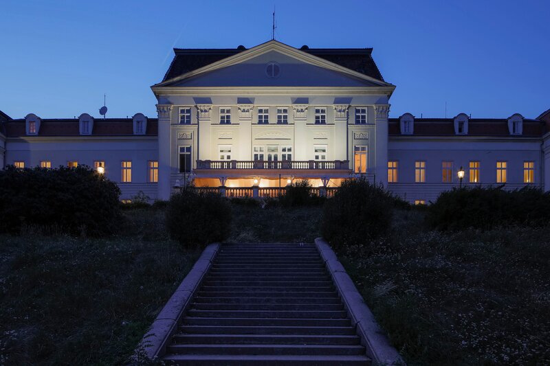 Austria Trend Hotel Schloss Wilhelminenberg image 0