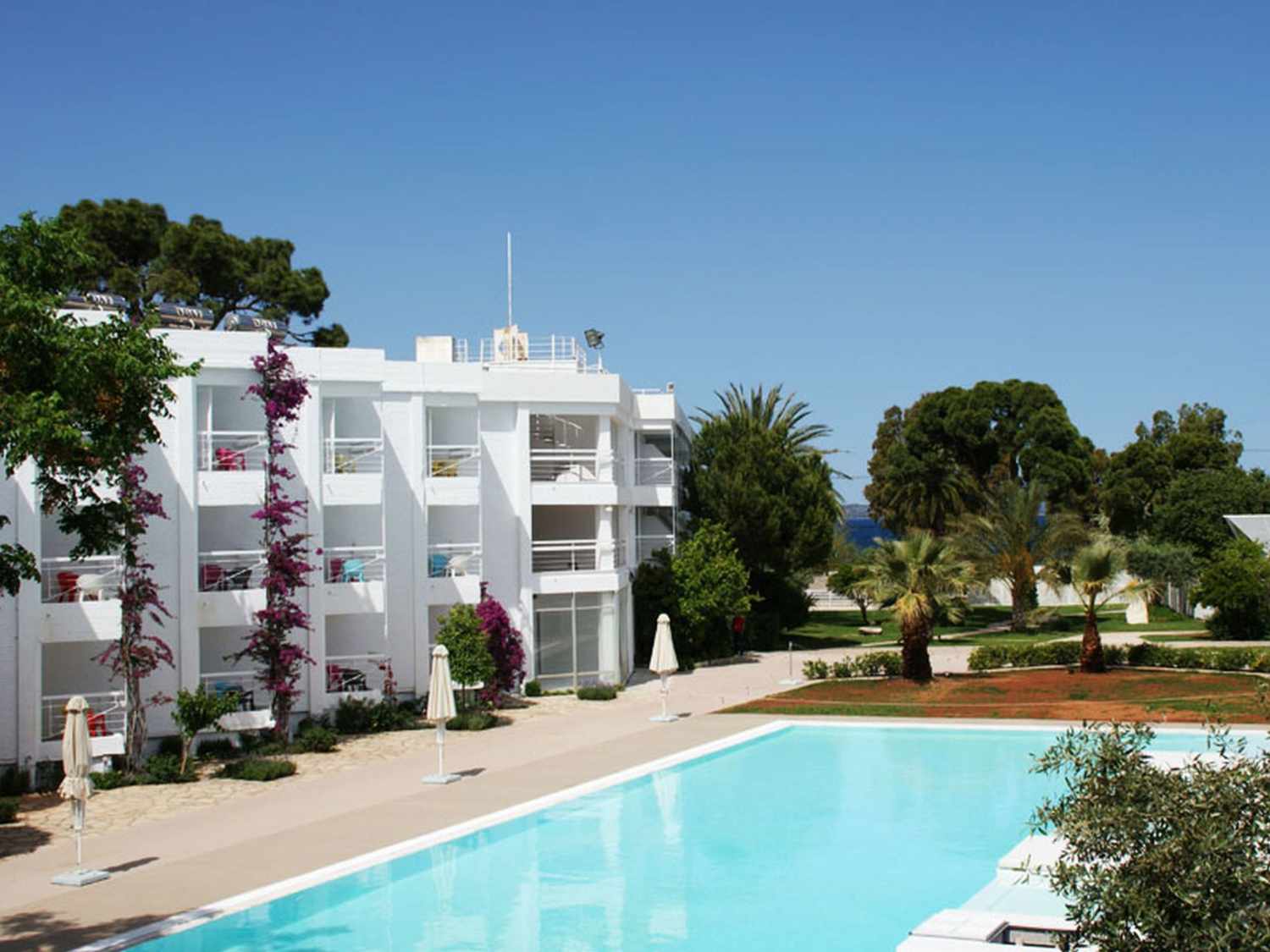 Marathon Beach image 0