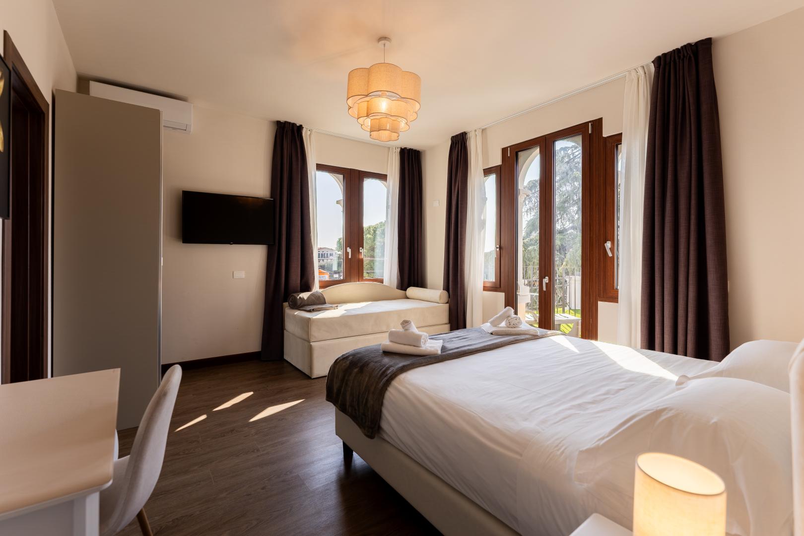 Gardenia Hotel image 1
