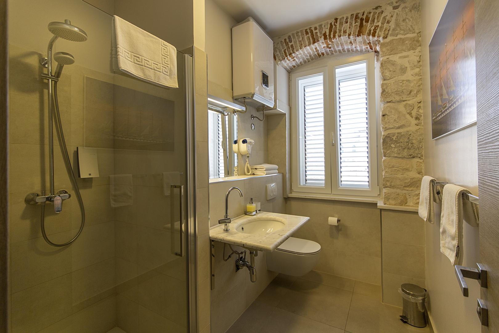 Tifani Luxury Rooms foto 9