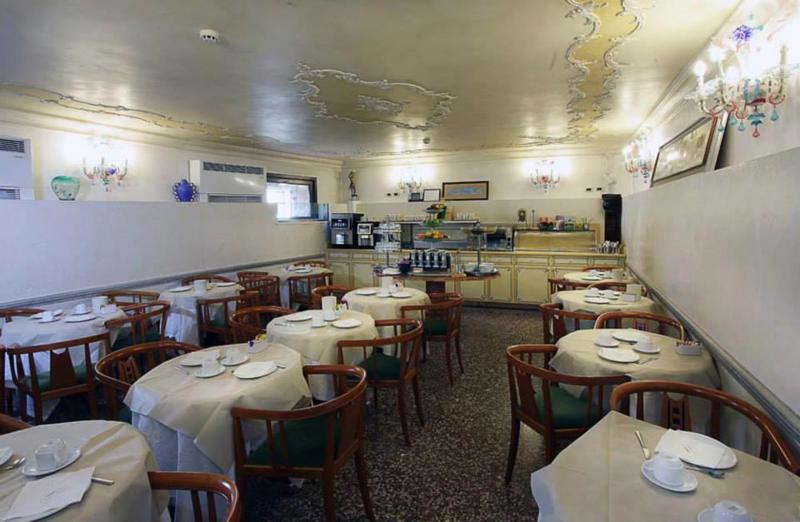Hotel San Moise in Venice - foto 5