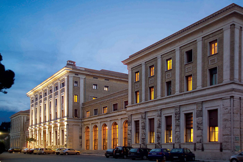 TH Roma - Carpegna Palace Hotel image 0