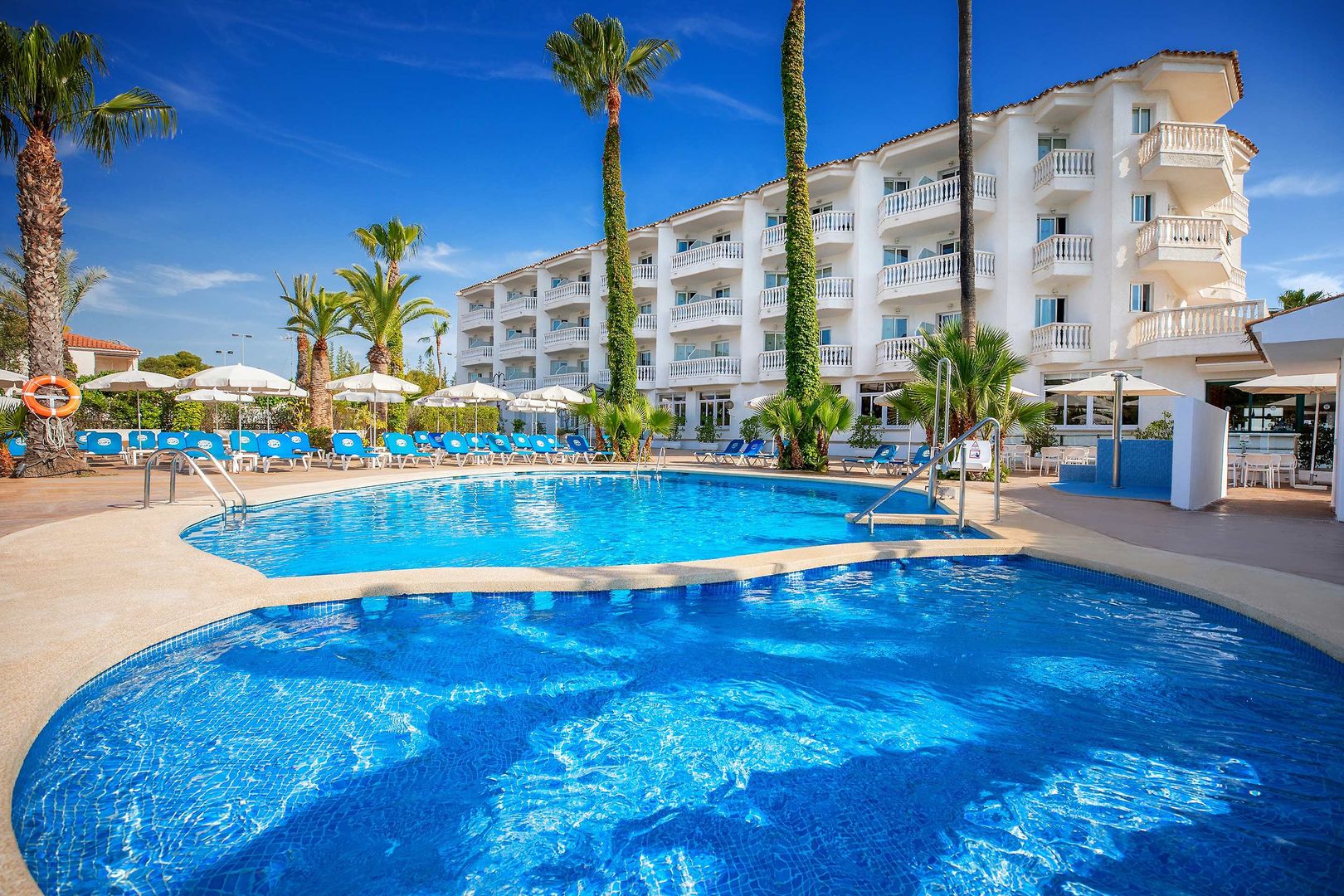 Hotel Servigroup Romana — 2