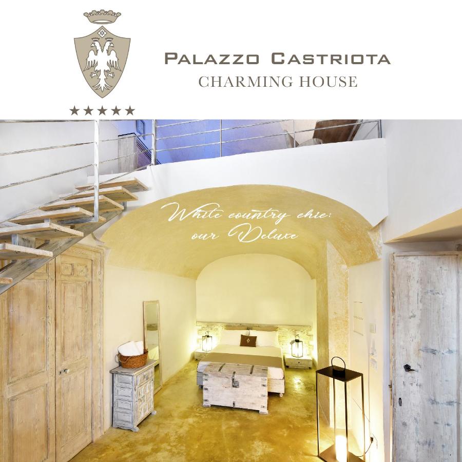 Palazzo Castriota foto 4