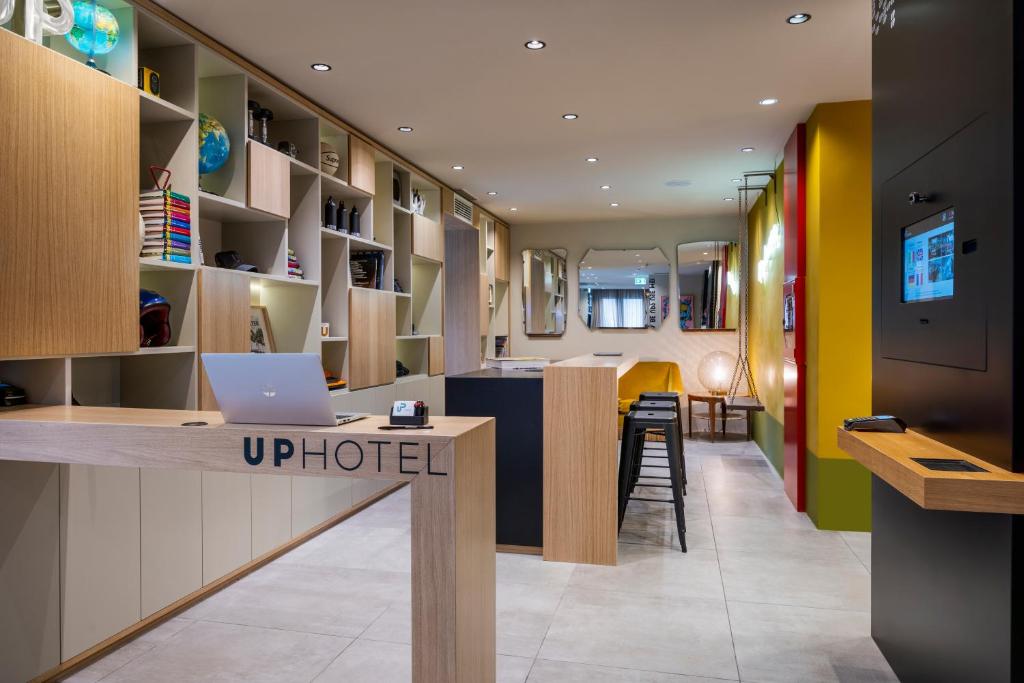 Up Hotel foto 12