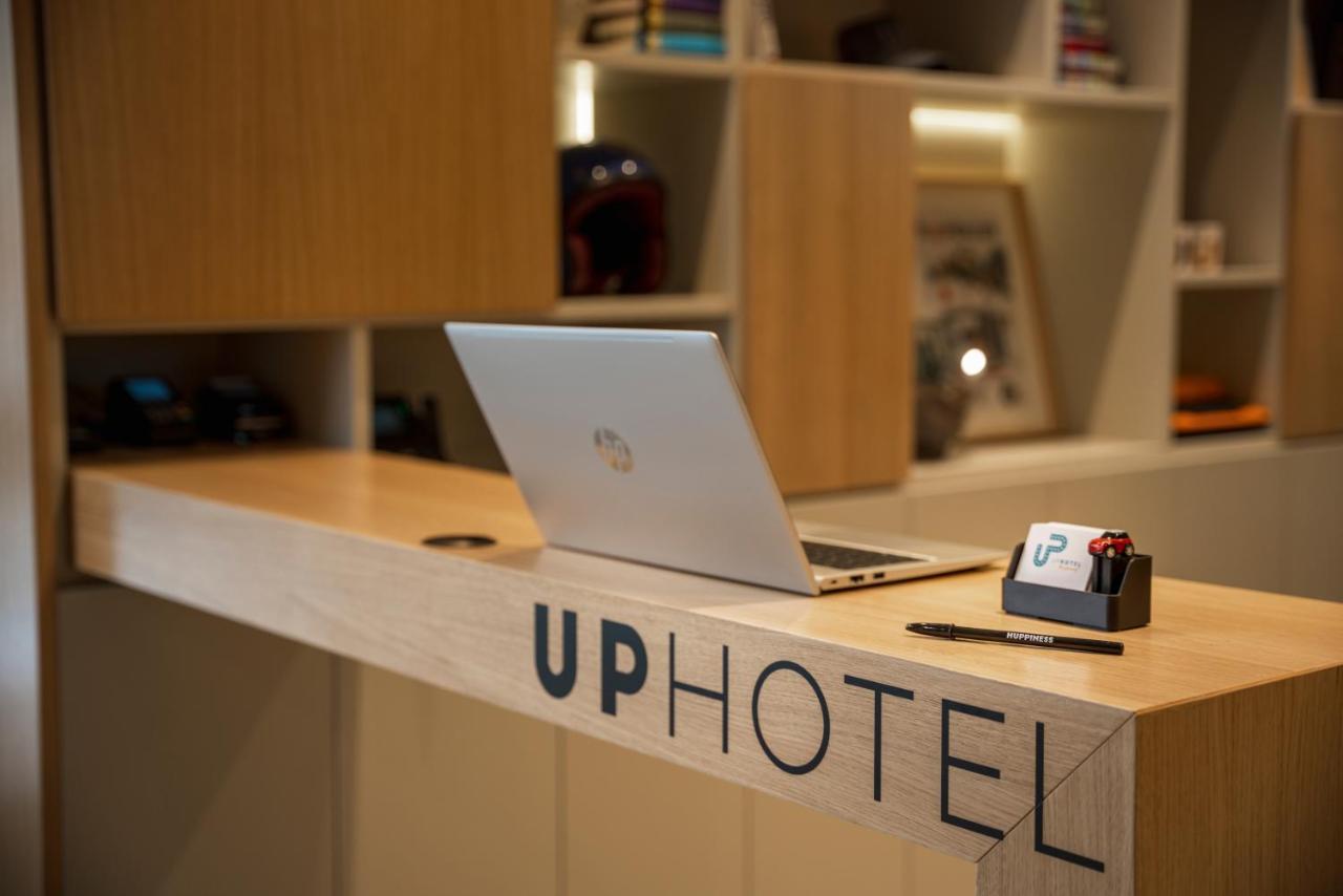 Up Hotel foto 2