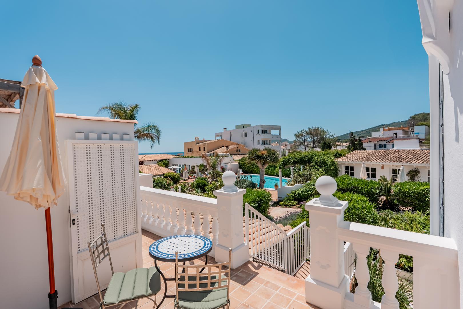 Zeezicht vanaf het balkon — The Sea Club