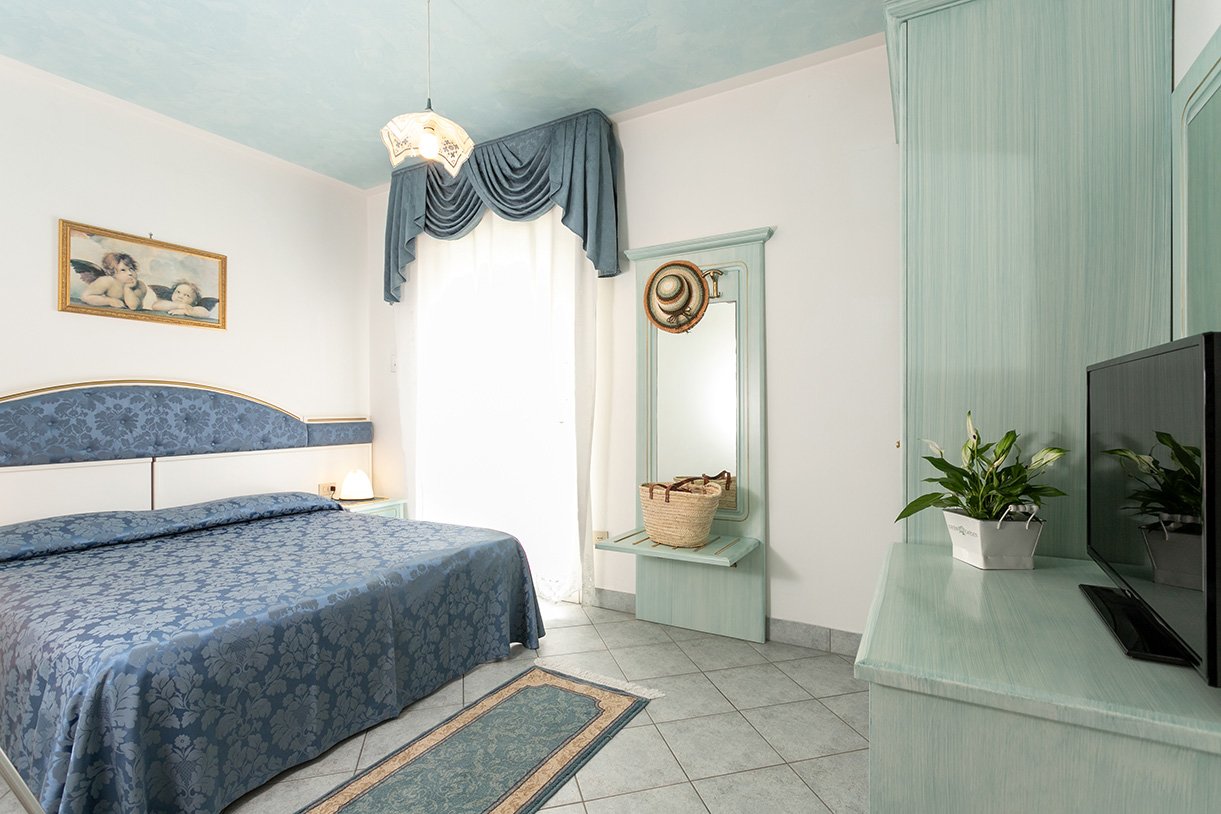 Hotel Elpiro image 1