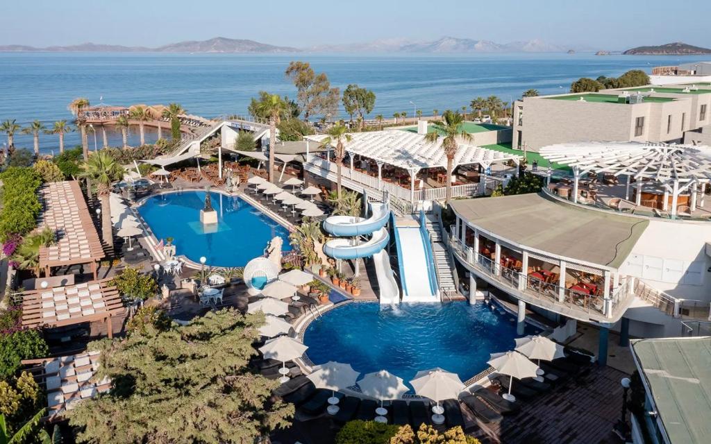 Golden Beach Resort & Spa image 0