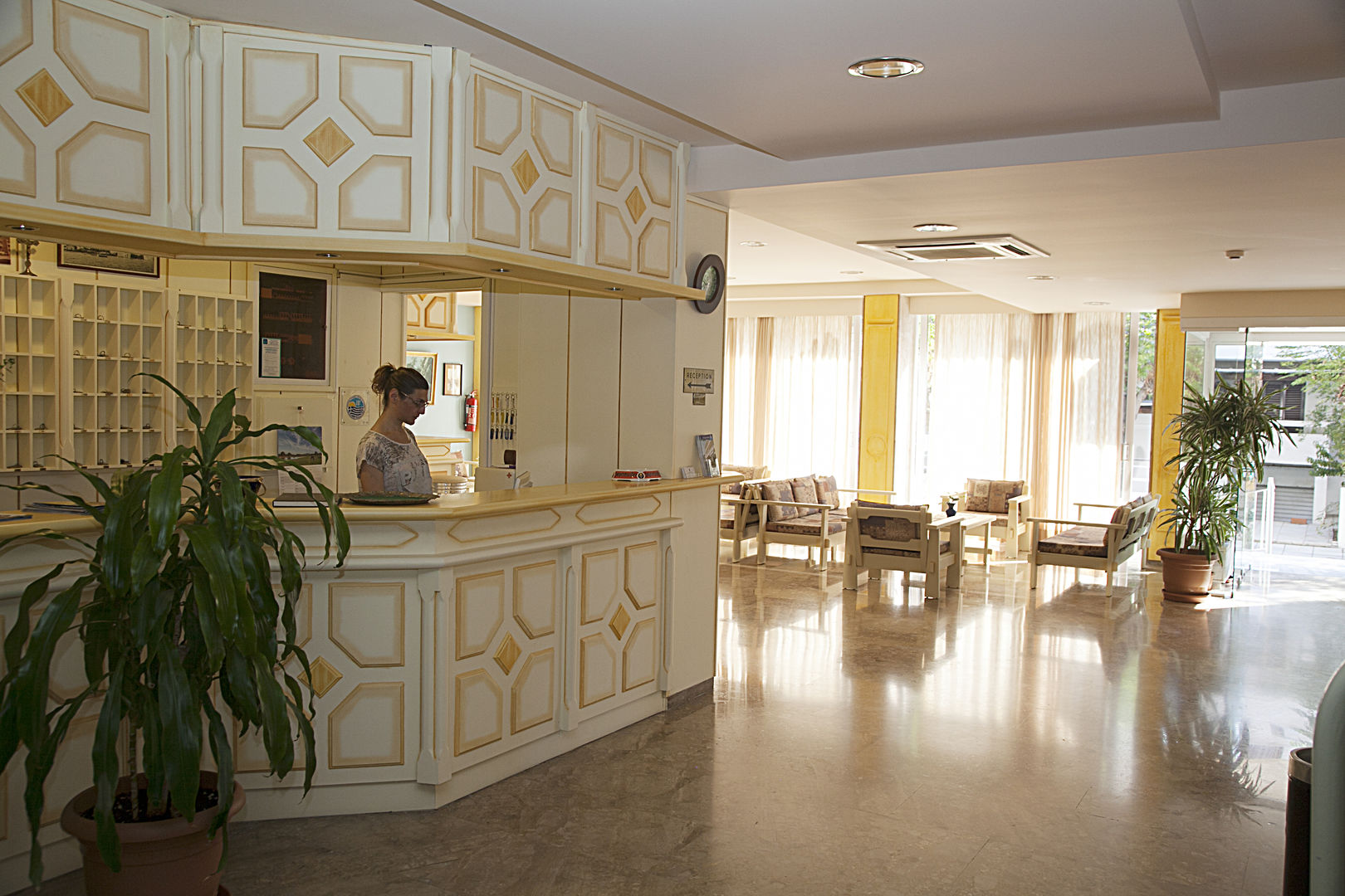 Hotel Theonia image 3