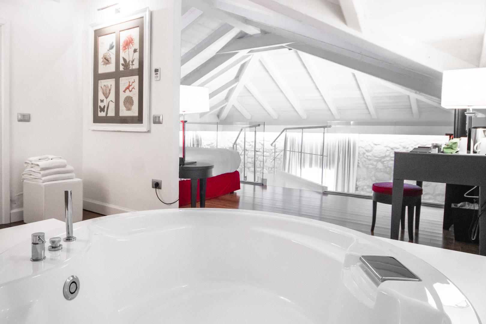 Suite met zithoek — Hotel Villa Fanny