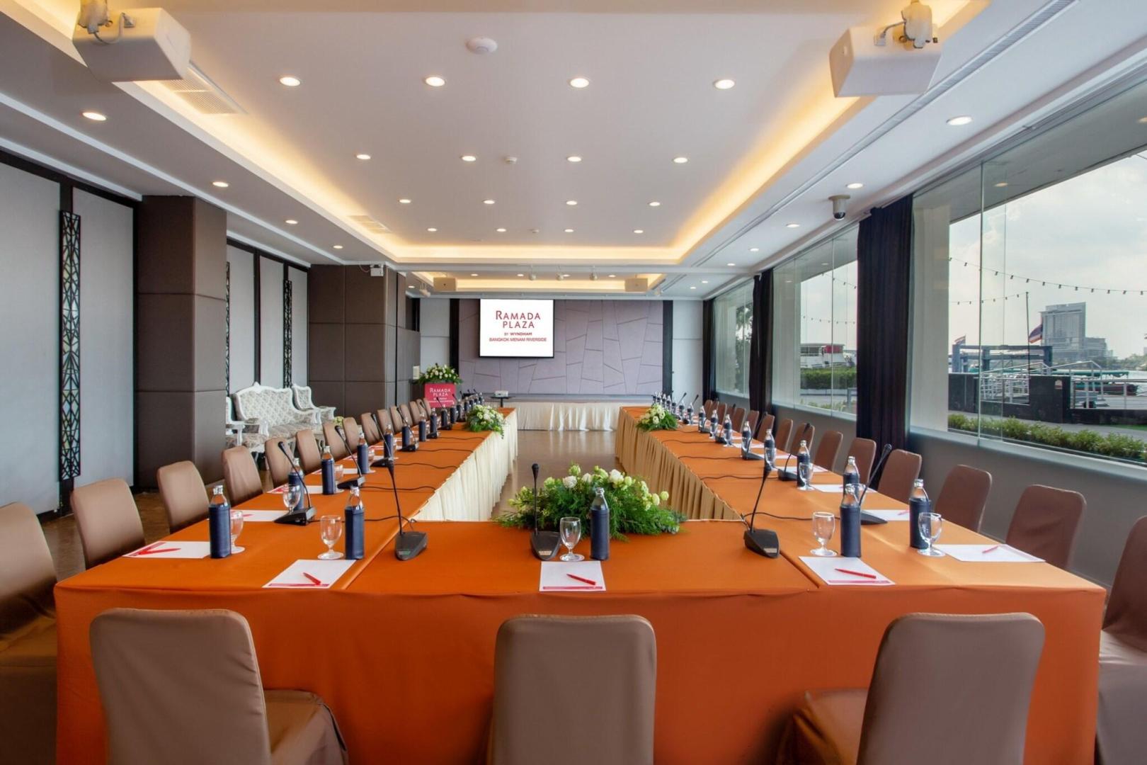 Ramada Plaza by Wyndham Bangkok Menam Riverside foto 21