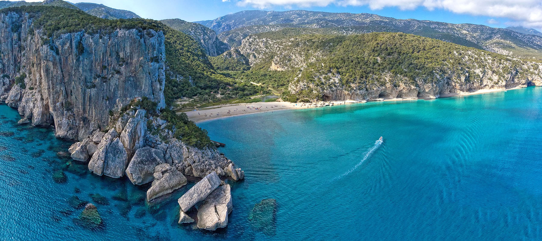 Panoramisch bergzicht — Hotel i Ginepri