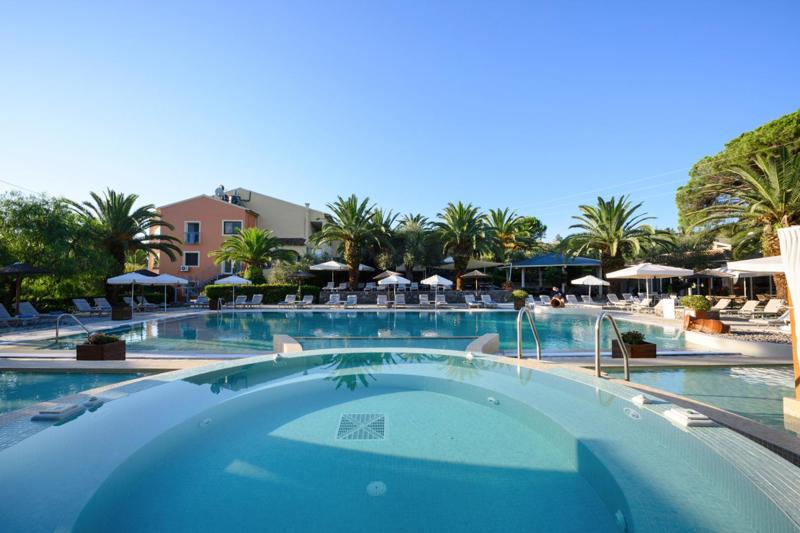 Art Hotel Debono in Gouvia - foto 2