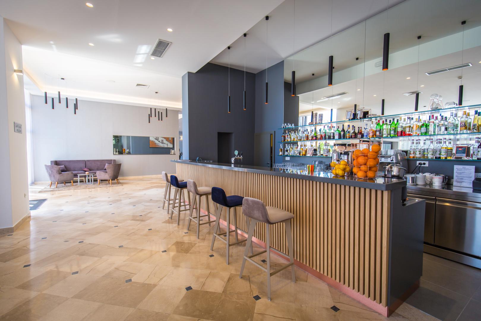 Arena Hotel Holiday image 3
