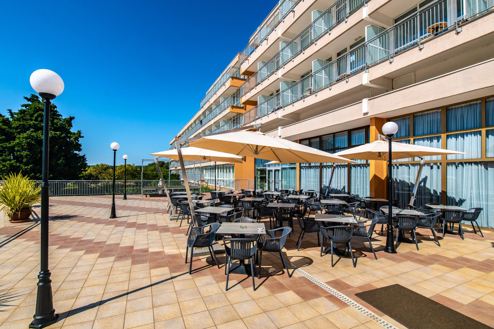 Arena Hotel Holiday foto 33