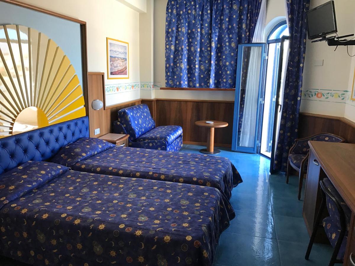 Sporting Baia Hotel in Giardini Naxos - foto 2