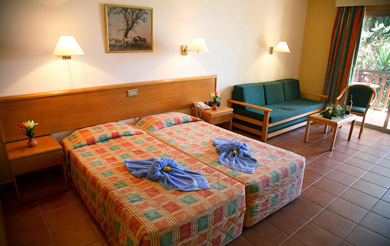 Kapetanios Aqua Resort image 3