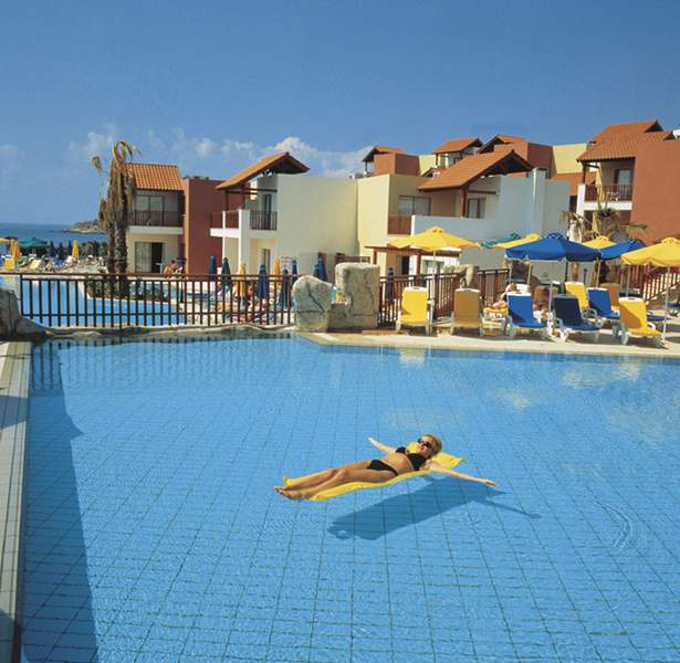 Kapetanios Aqua Resort image 2