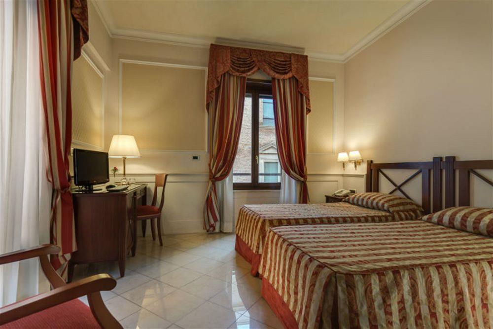 Palazzo Cardinal Cesi foto 6
